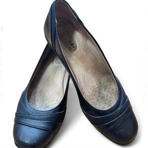 Used sweaty smelly flats